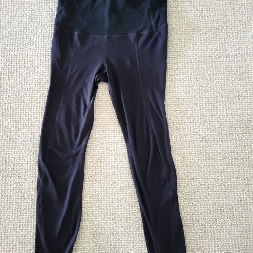 Gap maternity workout leggings size S